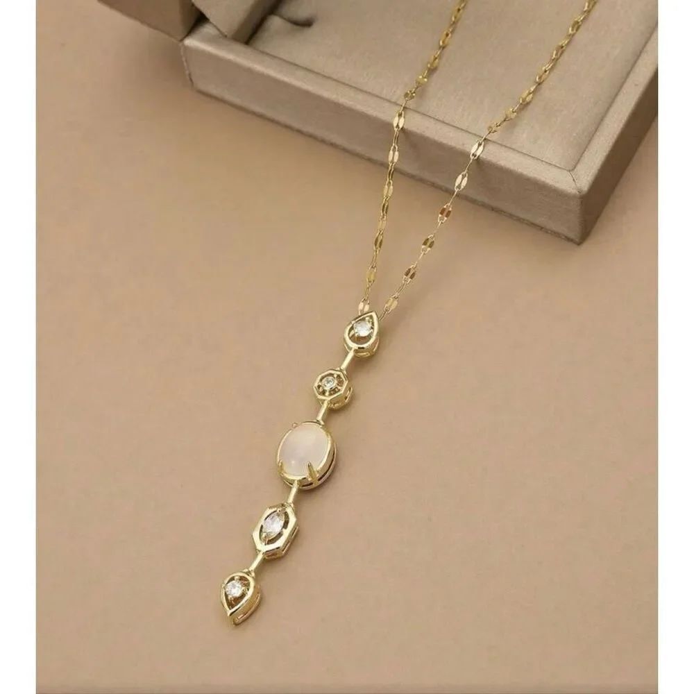 Modern Necklace Earring Set - Picture 3 of 4